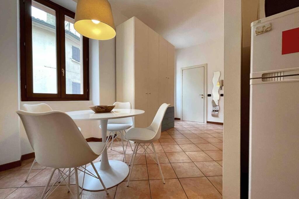 Unconventional Apartment: Centro Storico Con Bici Mantua Zewnętrze zdjęcie
